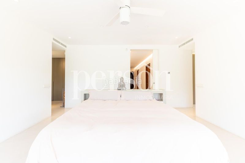 Foto b725bd4d-657f-4309-b54c-13c78e171e7b. Casa amb piscina a Picassent