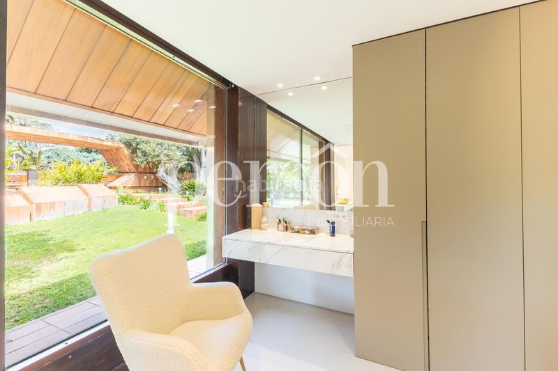 Foto f0efffad-93ed-4add-a95d-4970139d8019. Casa amb piscina a Picassent