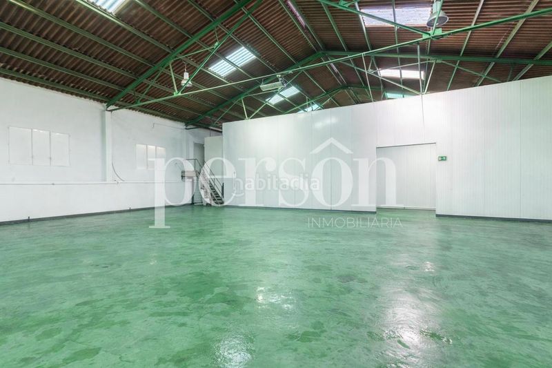 Foto 00e24bd9-e351-4490-b6e4-574747b8379e. Nave industrial venta nave industrial con parcela edificable en Alzira