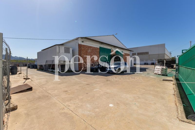 Foto 6ec37baf-c26c-4184-9a37-ced9f0810924. Nave industrial venta nave industrial con parcela edificable en Alzira