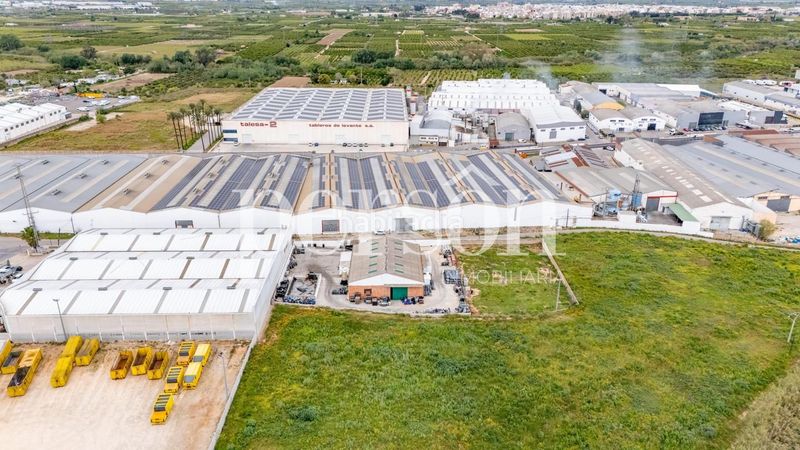 Foto 8a935a8f-dae0-49b2-98a1-e383a8a4c5c8. Nave industrial venta nave industrial con parcela edificable en Alzira