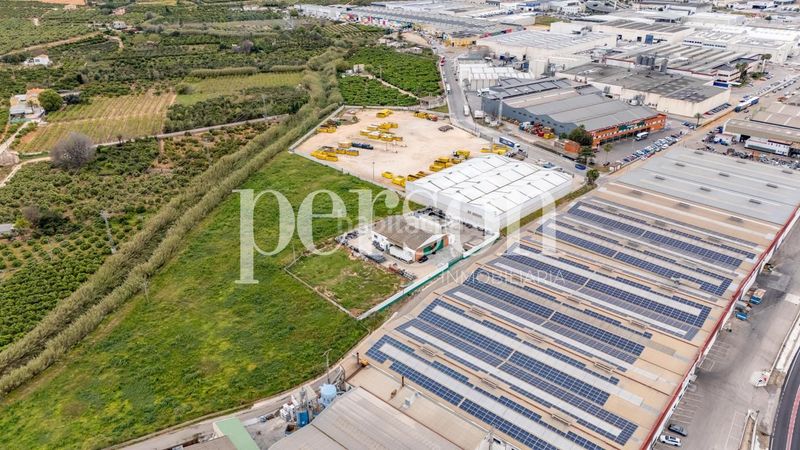 Foto e5b35d16-9568-4fc3-ad23-1bcebbede1a5. Nave industrial venta nave industrial con parcela edificable en Alzira