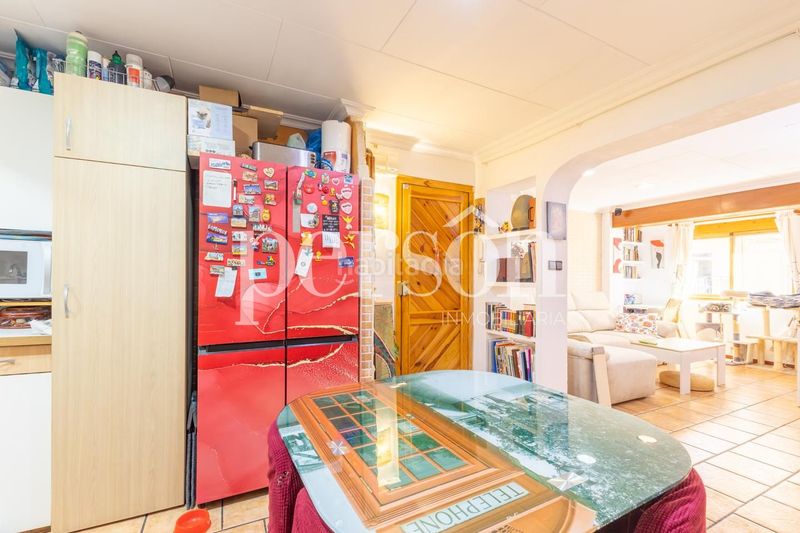 Foto 1700efd9-ced2-4219-a268-d34dee05f497. Pis a El Mercado Manises