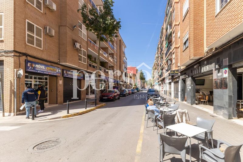 Foto 23081464-0efe-4b1b-a402-604878068b42. Pis a El Mercado Manises