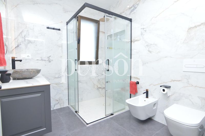 Foto 2c3513fb-a9a5-44f3-898d-2f22311cbaa1. Casa amb piscina a La Loma Chiva