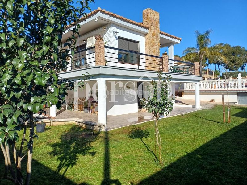 Foto 5efa191a-761b-45c0-bc3d-b9b3de861e15. Casa amb piscina a La Loma Chiva