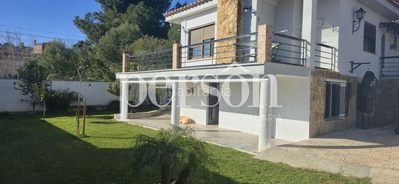 Foto baf15103-5671-4377-aef4-fc8b14acf85d. Casa amb piscina a La Loma Chiva