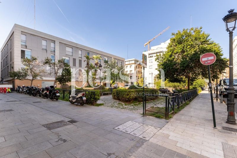 Foto b6bc6eb8-f1ed-45c4-8744-82a841afead1. Planta baixa a El Pilar Valencia