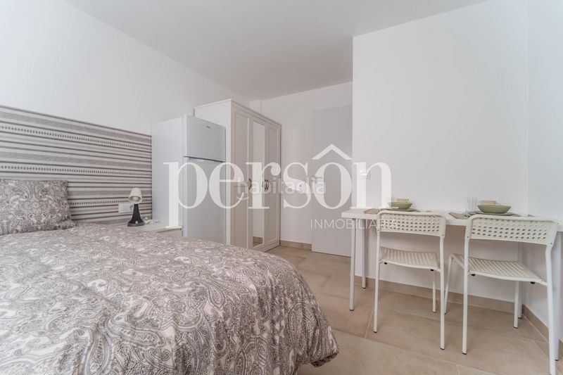 Foto 860f0f93-9361-4164-9a31-629cdb2d6d87. Edificio in Picassent