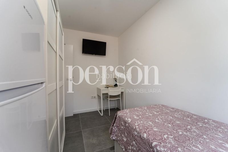 Foto d2c98153-d2cc-4023-9a7c-2ac84893615d. Edificio in Picassent