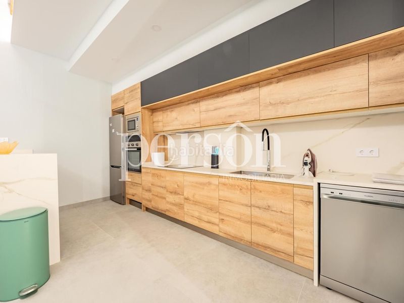 Foto 0ebdbca5-1d75-4328-afee-742196d8b5b4. Dúplex amb piscina a El Botànic Valencia