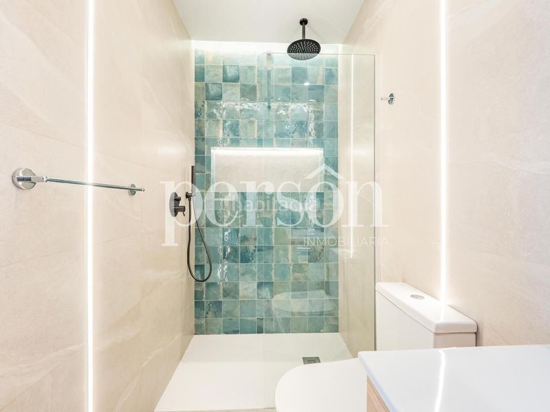 Foto 14998be4-66fc-4468-8a9f-0dd44edcb938. Dúplex amb piscina a El Botànic Valencia