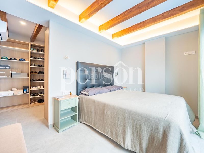 Foto 2c41ebcd-b563-4980-a98b-46875973cda8. Dúplex amb piscina a El Botànic Valencia