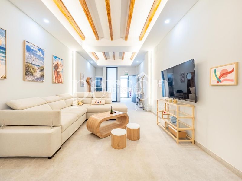 Foto 627adc1e-2f58-4051-82e7-a115abe19747. Dúplex amb piscina a El Botànic Valencia