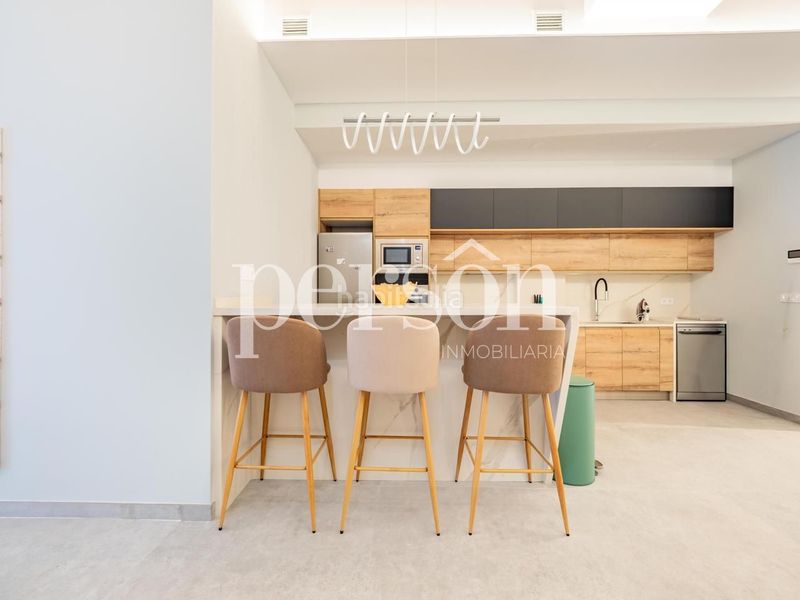 Foto a211121f-44ba-492d-9080-e783e9945228. Dúplex amb piscina a El Botànic Valencia