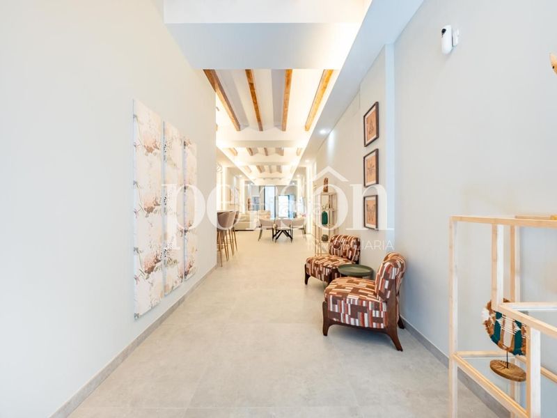 Foto d31807e4-972f-4db4-8835-1e30a515df60. Dúplex amb piscina a El Botànic Valencia