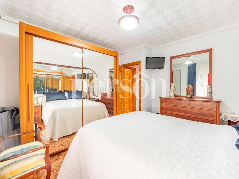 Foto b17c4d06-d3c8-4773-80f2-605d97037ab9. Pis a Ciutat Fallera Valencia