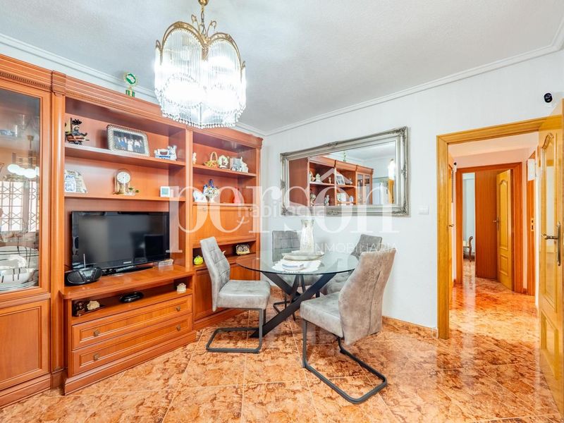 Foto b627ff5b-6b0a-4506-a938-e10b2a8b88db. Pis a Ciutat Fallera Valencia