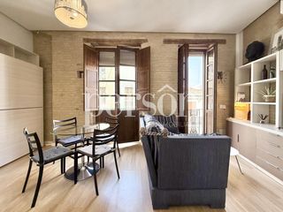 Affitto Monolocale in La Roqueta. Alquiler de loft en la roqueta