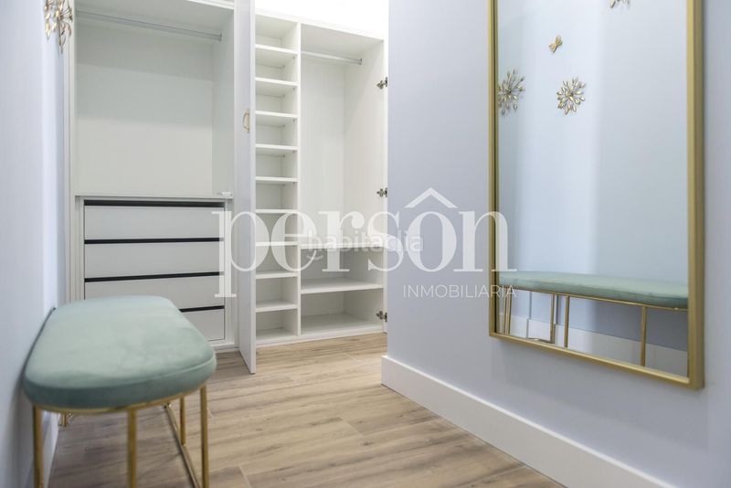 Foto 39e27065-a5cb-4e3b-b59a-1a0a3bc0506a. Pis a Russafa Valencia