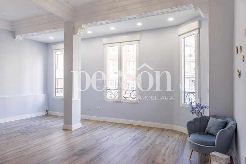 Foto ba5ed459-982b-4107-a128-a64931b62a44. Pis a Russafa Valencia