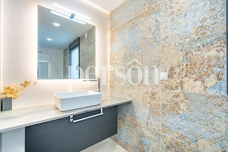 Foto 1d68aff2-2dc7-44fb-b178-eb74b5e8a2ea. Casa amb calefacció aparcament piscina a Montepilar Eliana (l´)
