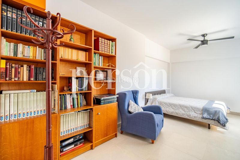 Foto fd5033af-d34f-4516-a22b-5404f5344c5e. Casa amb calefacció aparcament piscina a Montepilar Eliana (l´)