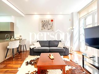 Rent Flat in Sant Francesc. Alquiler de piso en calle de mossèn femades