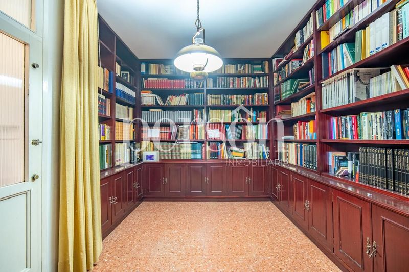 Foto 64332b82-3696-4e92-88af-6068e7edf7d3. Pis amb aparcament a El Botànic Valencia