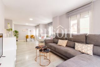 Lloguer Pis a Nou Moles. Vivienda totalmente reformada y amplia