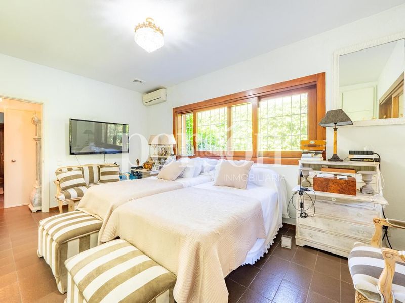 Foto 06f66c4f-7fb2-41c4-8580-5dda9c16d9a4. Casa amb calefacció piscina a La Cañada Paterna