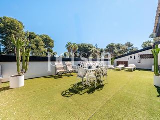 Casa  360. Chalet en venta en la ca�ada