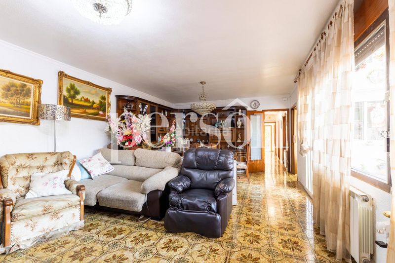 Foto 1985781c-e6f9-475d-90dd-e04d5a6d077a. Casa amb aparcament a Casco Urbano Vinaròs