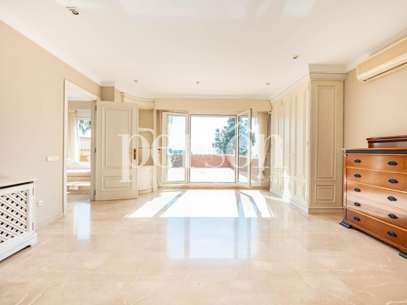 Foto b863e979-0b21-47ca-a8ac-7659584ff5e1. Casa amb calefacció piscina a Centro-El Castillo Sagunt