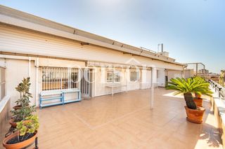 Ático en El Botànic. Ático con gran terraza en el centro de valencia