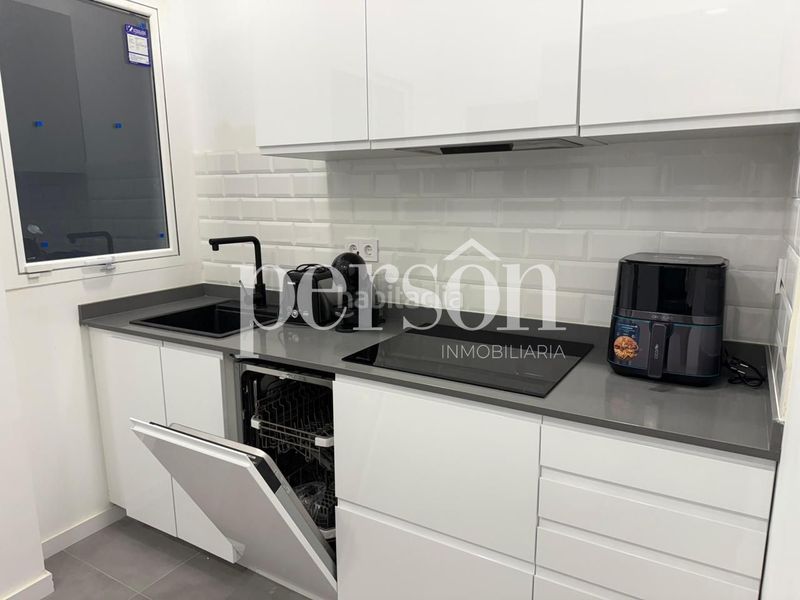 Foto a1b3c198-936a-48ec-bc52-0291ee3e2a25. Pis a Nou Moles Valencia