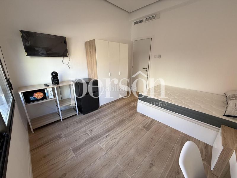 Foto f0ef4b5d-1844-4e9a-b8f6-4b9863846532. Pis a Nou Moles Valencia
