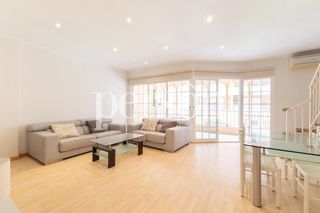 Rent Duplex in Las Islas