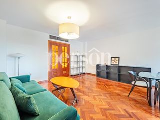 Location Appartement à Nou Moles. Piso en alquiler en la petxina