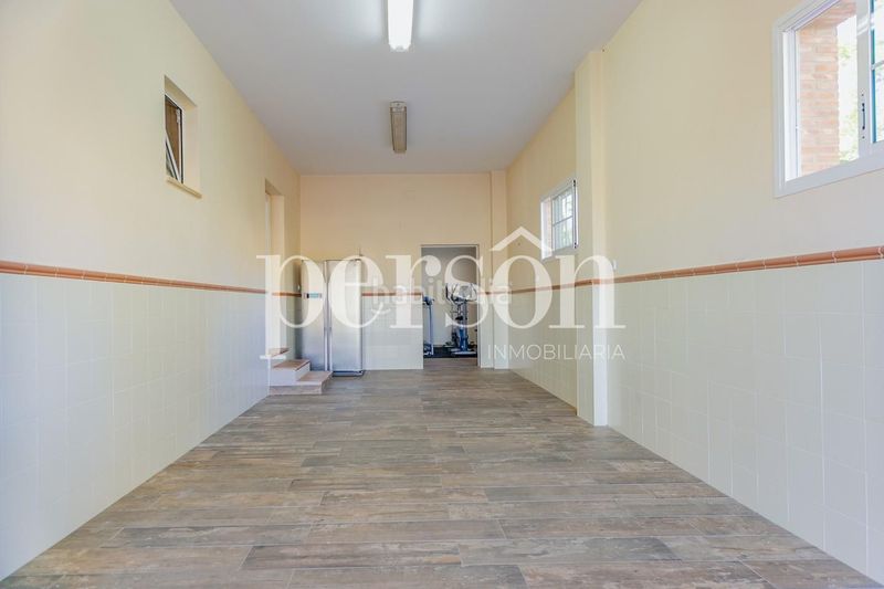 Foto 42dea986-0708-4513-ae60-49ce269e5810. Casa amb calefacció aparcament piscina a Los Pinares-La Masia Bétera