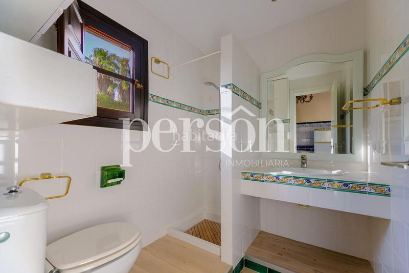 Foto a1f70d89-1b3c-4bab-88cc-ddeec30c1587. Casa amb calefacció aparcament piscina a Los Pinares-La Masia Bétera