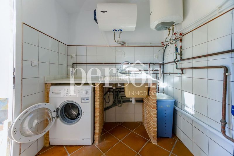 Foto ad6518c1-16d8-4471-91f5-17ca3462d78c. Casa amb calefacció aparcament piscina a Los Pinares-La Masia Bétera