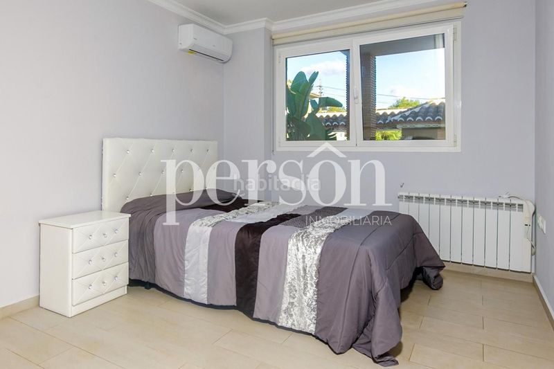 Foto d7fab0ab-a1e7-4524-90a1-fdb15c841b31. Casa amb calefacció aparcament piscina a Los Pinares-La Masia Bétera
