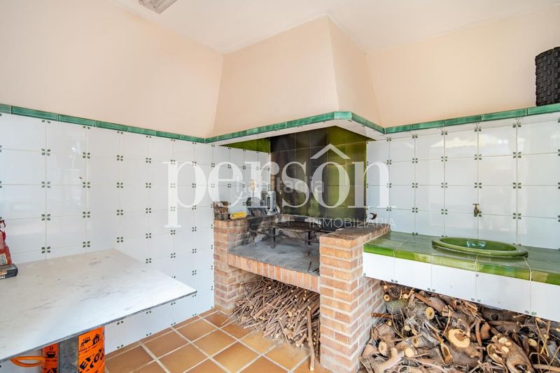 Foto eaab65ec-7e7c-4350-93d9-f904ba0a29dc. Casa amb calefacció aparcament piscina a Los Pinares-La Masia Bétera