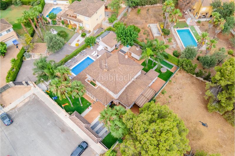 Foto f539c980-76d8-4522-ae76-dbf803cefd25. Casa amb calefacció aparcament piscina a Los Pinares-La Masia Bétera