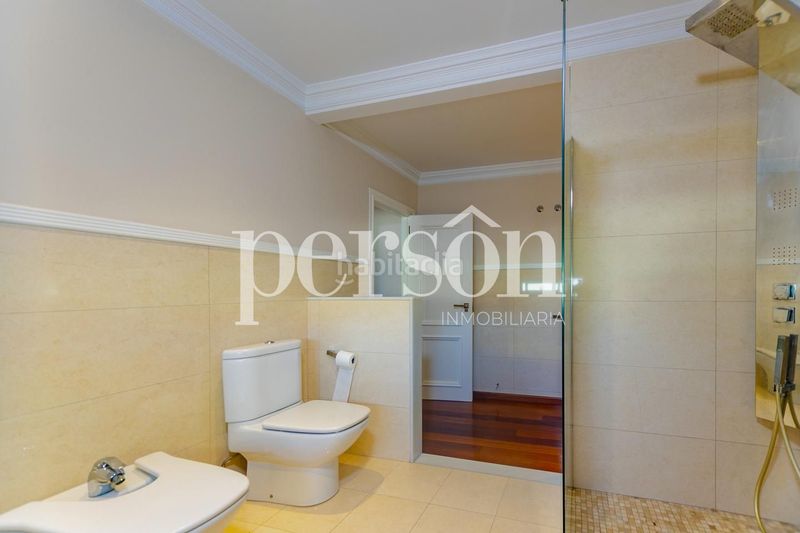 Foto f617917b-519e-42df-a4f0-288c17d6e5e4. Casa amb calefacció aparcament piscina a Los Pinares-La Masia Bétera