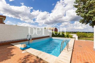 Maison à Las Pedrizas. Chalet en venta urbanización las pedrizas