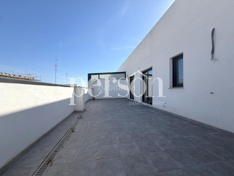 Foto 8df13e89-8498-4cb9-9454-f45c25fa5877. Àtic amb aparcament a Barrio Benicalap Valencia