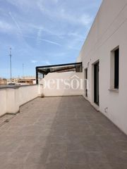 Dachwohnung in Barrio Benicalap. Ático a estrenar