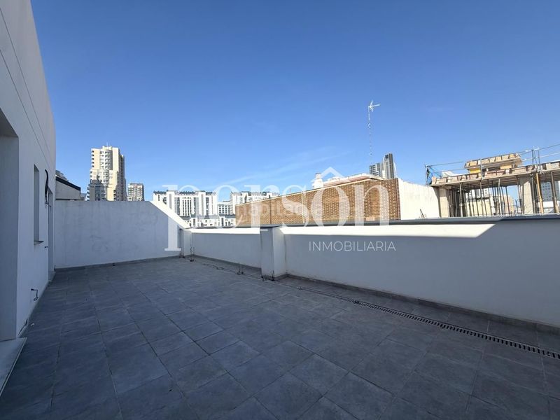 Foto f09ee3ef-707b-4785-9c35-553ca0bc6cea. Àtic amb aparcament a Barrio Benicalap Valencia